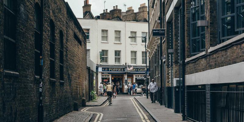 外贸电商与CCECBC：跨境电商如何通过全渠道零售整合打通线上线下的无缝体验